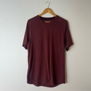 Lululemon Metal Vent Tech Short Sleeve Shirt Burgundy Crewneck Athletic